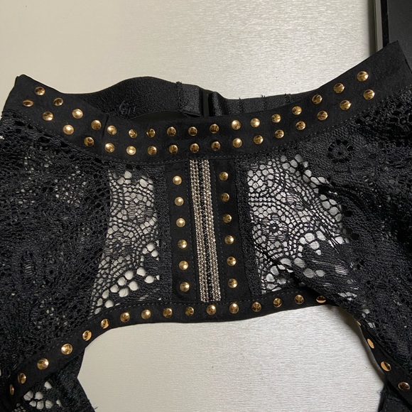 Victoria Secret Push Up Top - worn once! - Picture 2 of 5